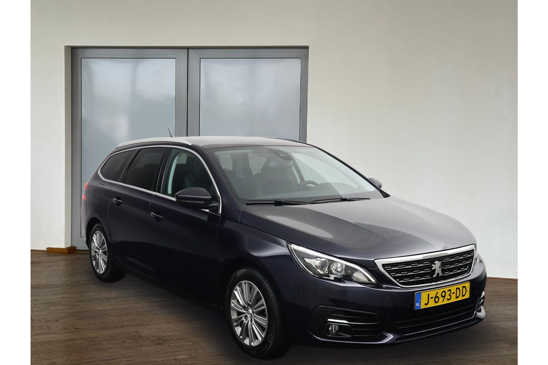 Peugeot 308 SW 1.2 PureTech*ECC*CRUISE*CAM*HAAK*CARPLAY*PANO*